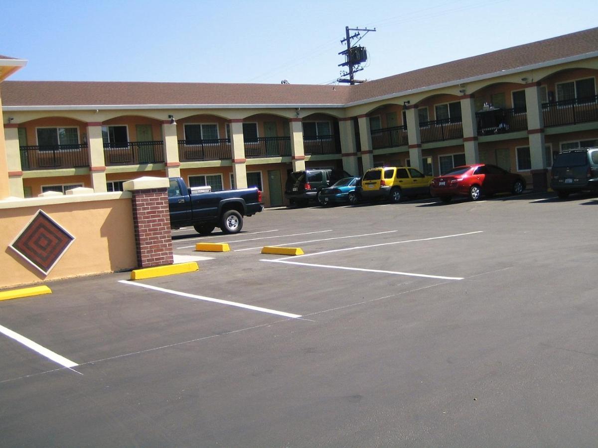 Americas Deluxe Inn- Marysville Zewnętrze zdjęcie